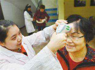 “疯狂”的额温枪:囤货炒货和诈骗行为加剧供求矛盾