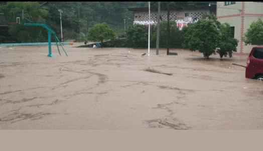 贵州启动防汛Ⅲ级应急响应 多地开启“看海”模式