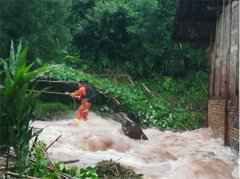 四川雅安暴雨已致6人死亡！强降雨时期“步步惊心”，该如何加