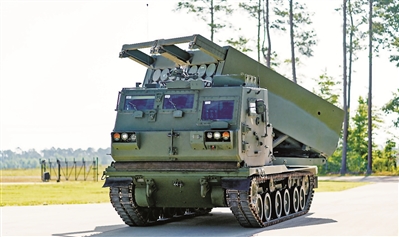 美国陆军升级老式火箭炮
