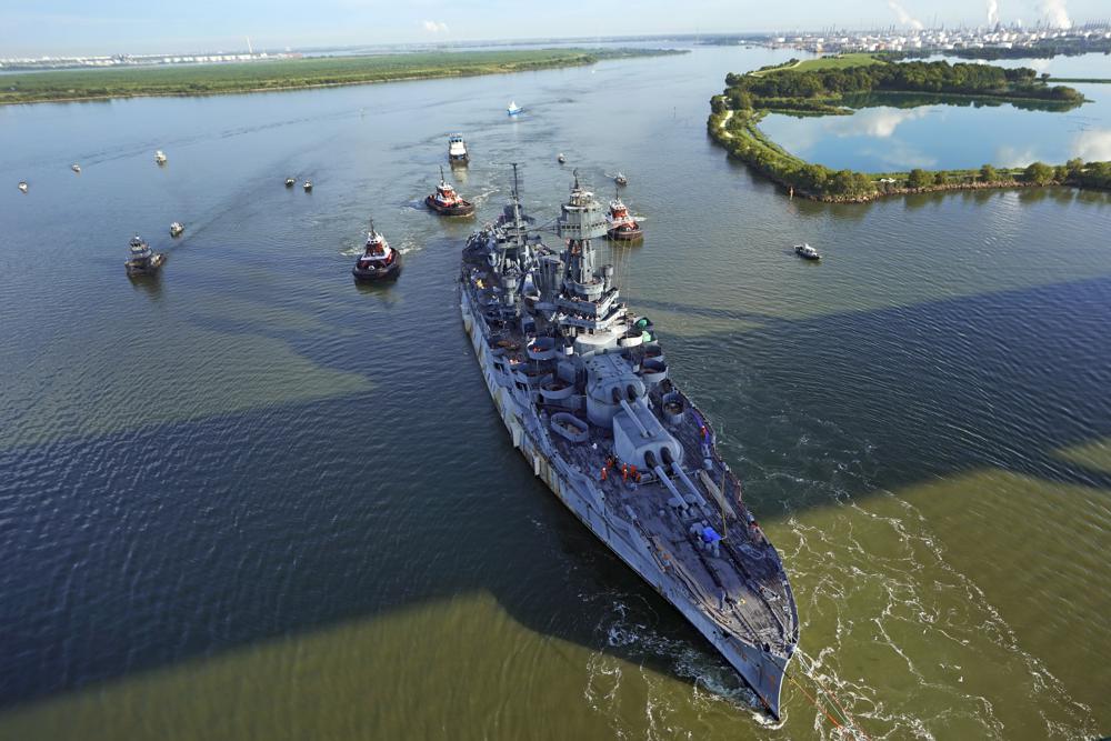 美海军二战明星战舰因故送修:船体漏水，船员被迫每分钟抽水7500多升